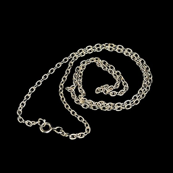 Vintage Textured Gold Tone Cable Chain Necklace (5360) - Picture 5 of 5